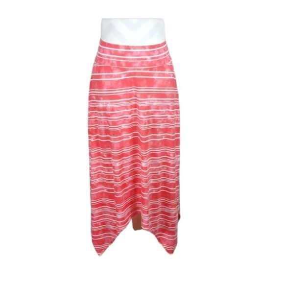 Joe B by Joe Benbasset Asymmetrical Shark Bite Skirt - Picture 5 of 5